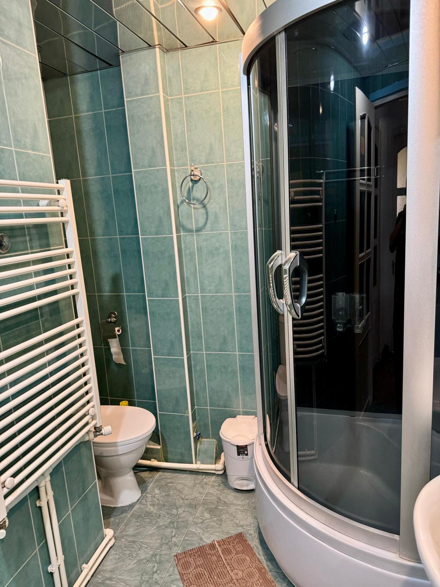Guesthouses Opera Erevan Esterno foto
